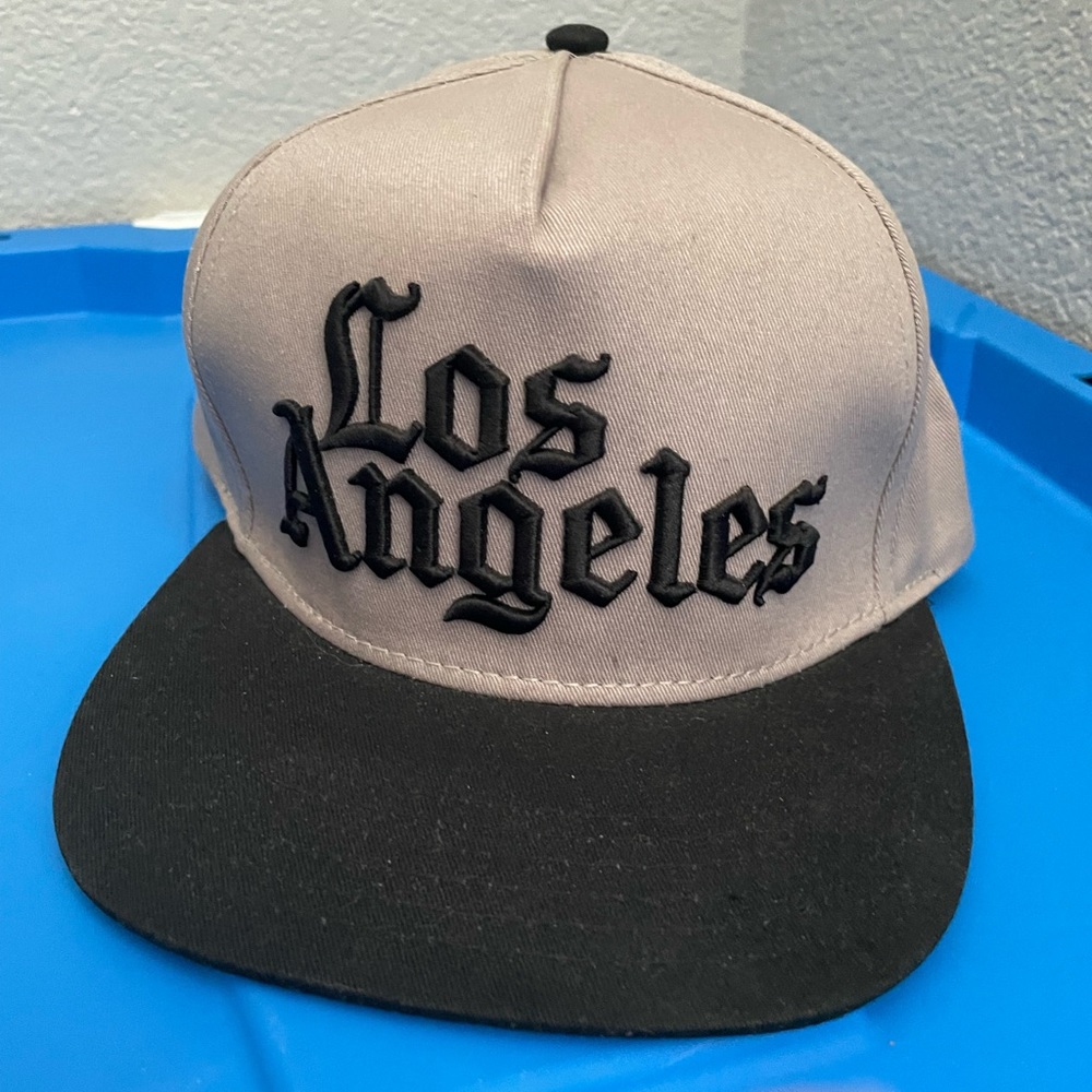 Los Angeles cap